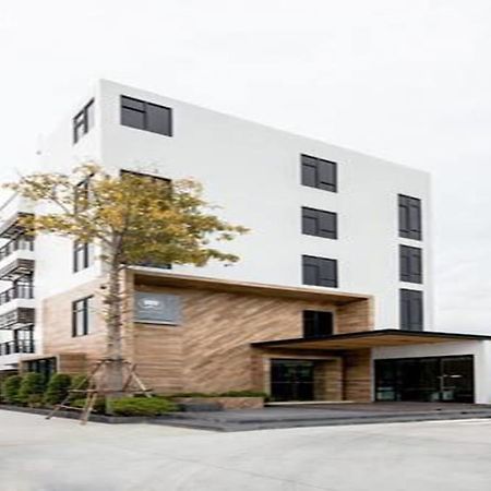 Hotel Narita Amata Chonburi Esterno foto