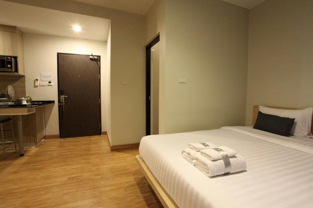 Hotel Narita Amata Chonburi Esterno foto