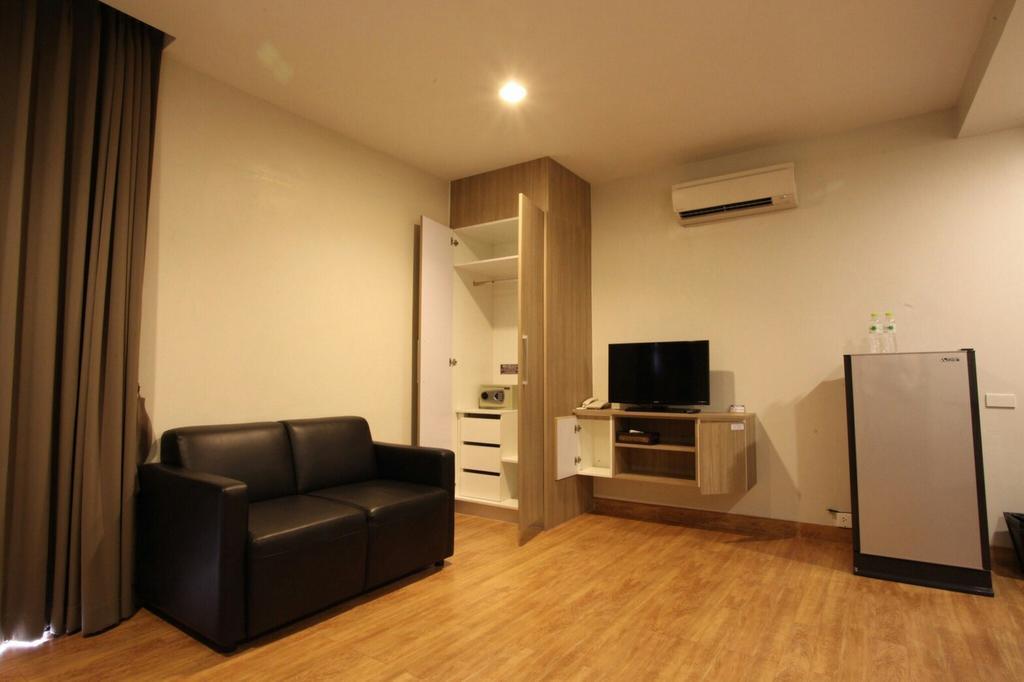 Hotel Narita Amata Chonburi Esterno foto