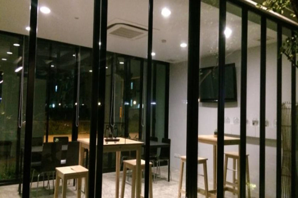 Hotel Narita Amata Chonburi Esterno foto