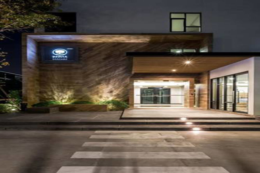Hotel Narita Amata Chonburi Esterno foto