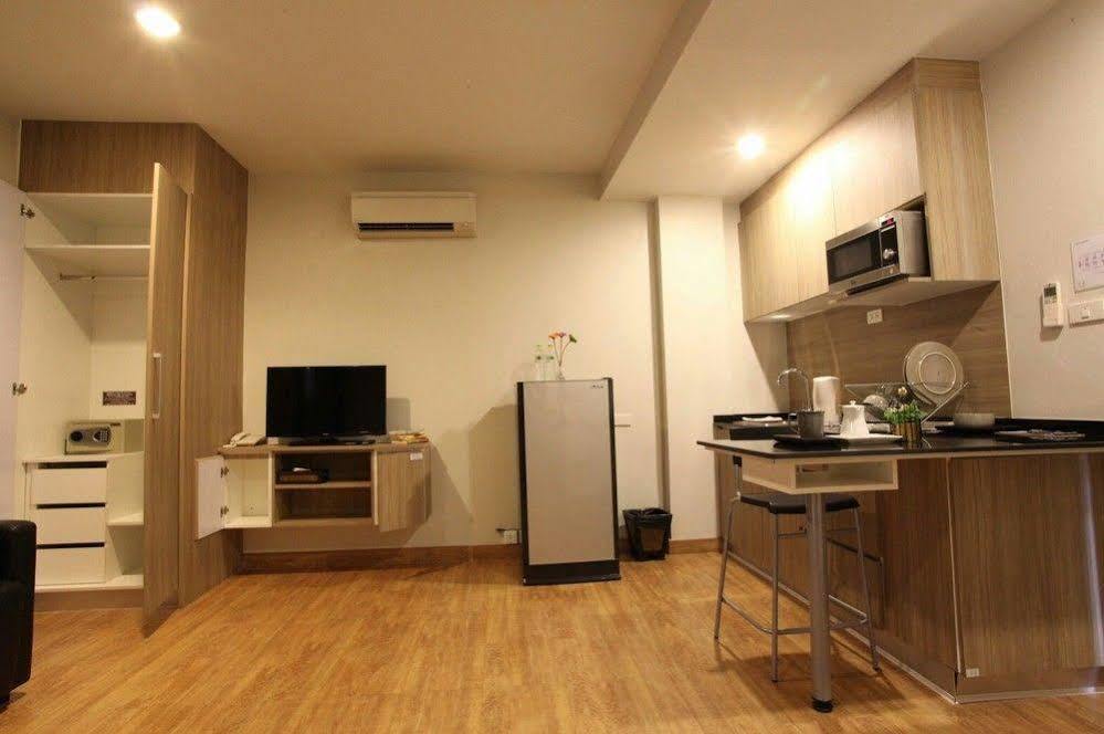 Hotel Narita Amata Chonburi Esterno foto