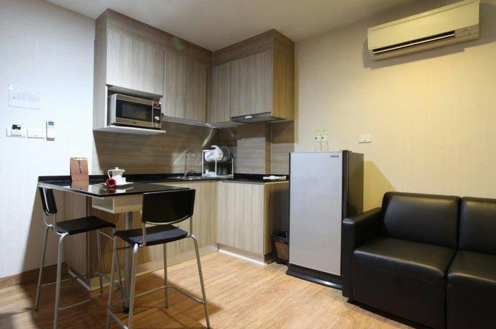 Hotel Narita Amata Chonburi Esterno foto